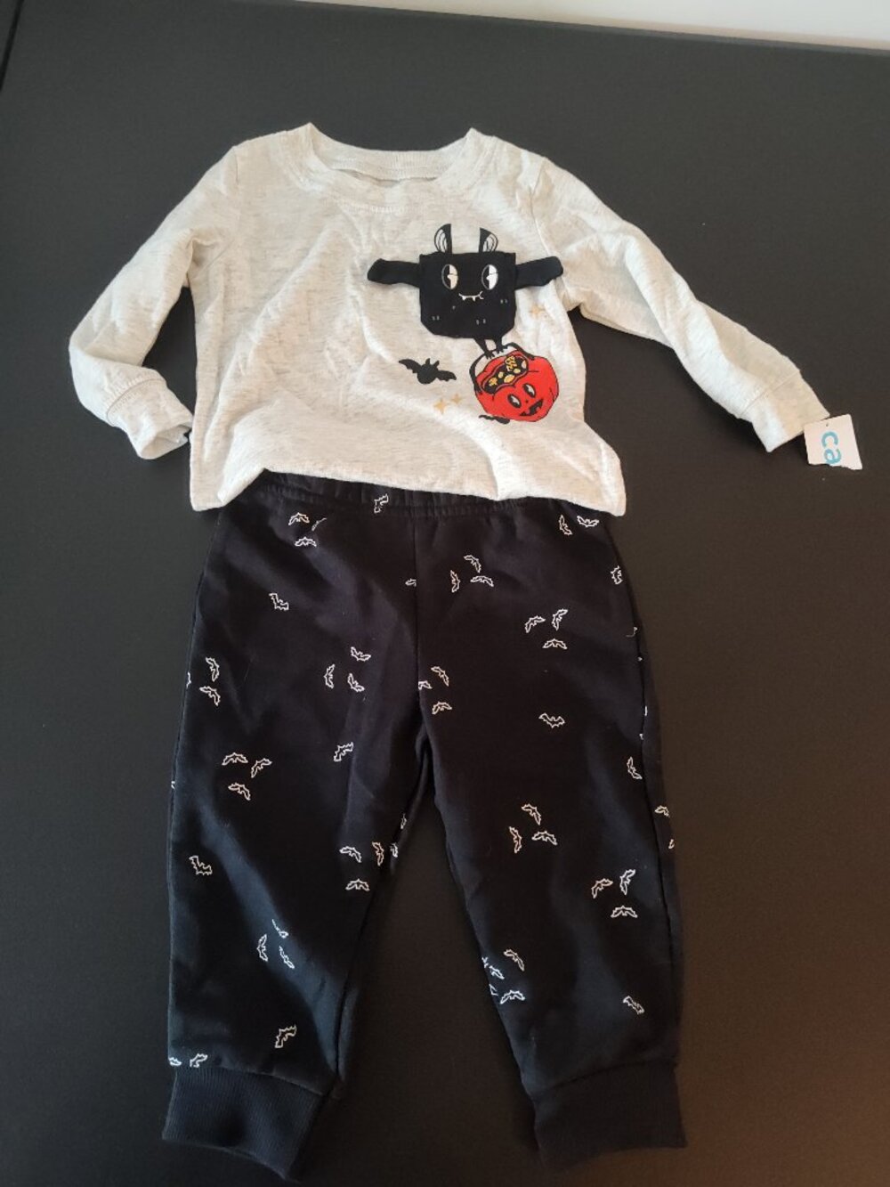 Matching set - Picture 1 of 2